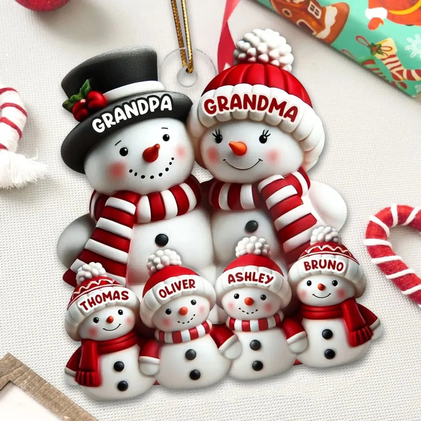 3D Snowman Family Christmas Ornament – Personalized Acrylic Decoration with Custom Names – Holiday Gift for Family, Grandparents, or Kids Ezcustomize