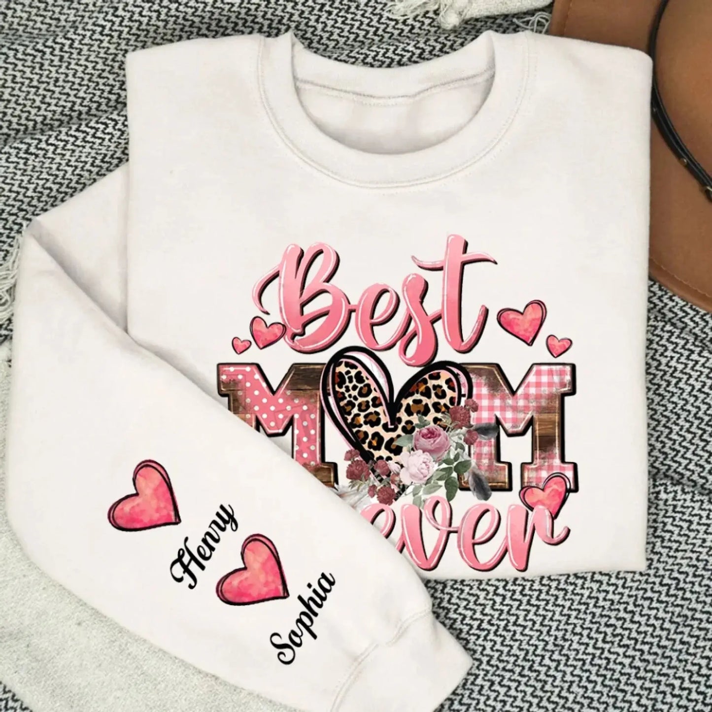 Best Mom/Grandma Ever Leopard Print – Personalized Sweatshirt – Custom Gift for Mother’s Day or Birthday from Kids or Grandkids Ezcustomize