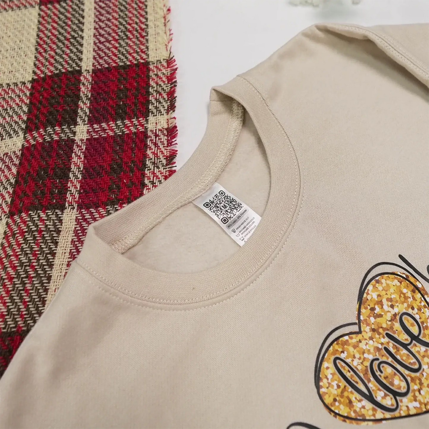I Love Being GiGi Leopard Sweatshirt – Custom Sleeve Printed Gift for Grandma, Nana, or Gigi Ezcustomize
