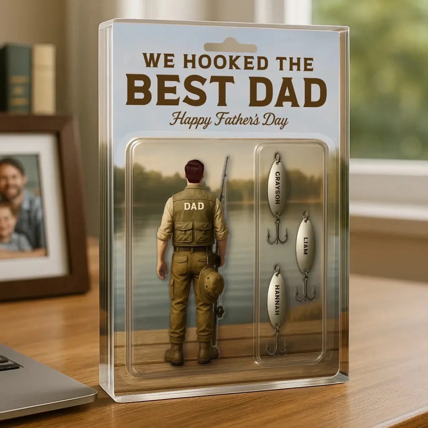 We Hooked The Best Dad – Custom Fishing Acrylic Plaque – Personalized Father’s Day Gift for Dad, Husband, Grandpa Ezcustomize