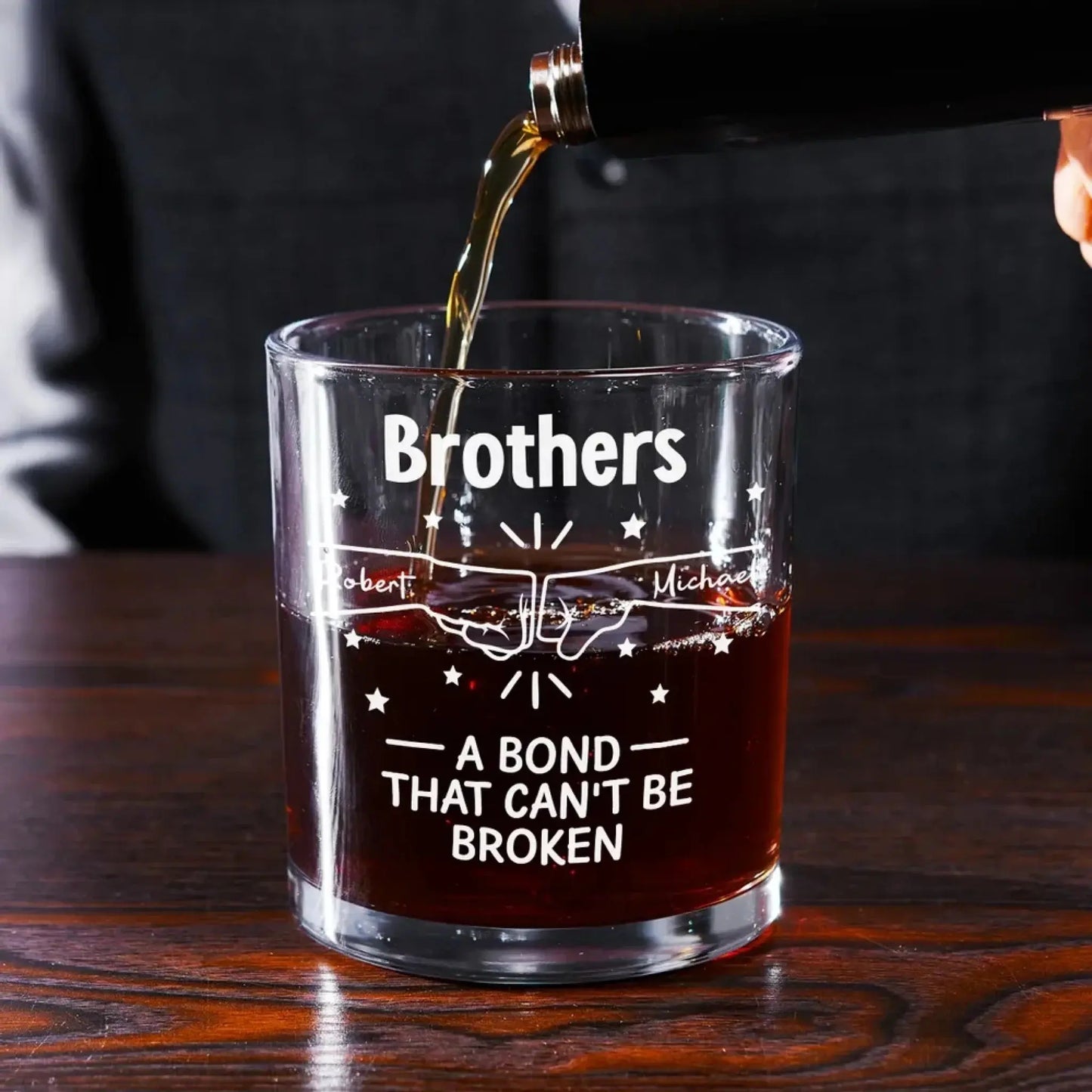 A Bond Between Brothers – Personalized Custom Whiskey Glass Tumbler – Meaningful Birthday, Christmas & Brotherhood Gift for Brother  Ezcustomize