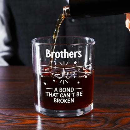 A Bond Between Brothers – Personalized Custom Whiskey Glass Tumbler – Meaningful Birthday, Christmas & Brotherhood Gift for Brother  Ezcustomize