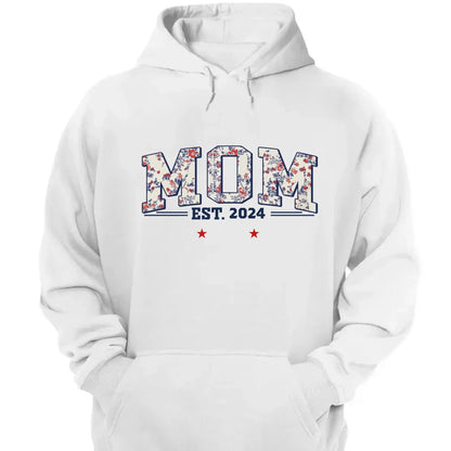 Grandma Est. Shirt – Personalized Floral Patriotic T-Shirt with Grandkids’ Names, 4th of July Gift for Nana, Mimi, Mom, Grandma  Ezcustomize