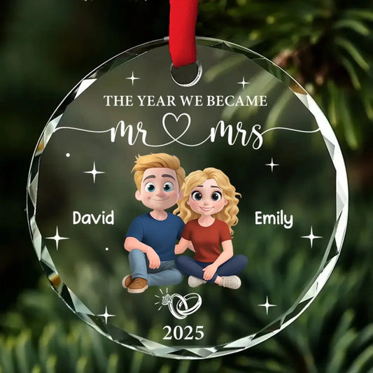 Mr ♥ Mrs Round Crystal Ornament – Seated Couple with Star Accents – Personalized Anniversary Gift for Husband, Wife, or Partner  Ezcustomize