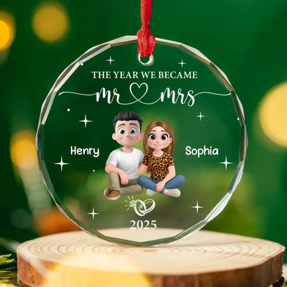 Mr ♥ Mrs Round Crystal Ornament – Seated Couple with Star Accents – Personalized Anniversary Gift for Husband, Wife, or Partner  Ezcustomize
