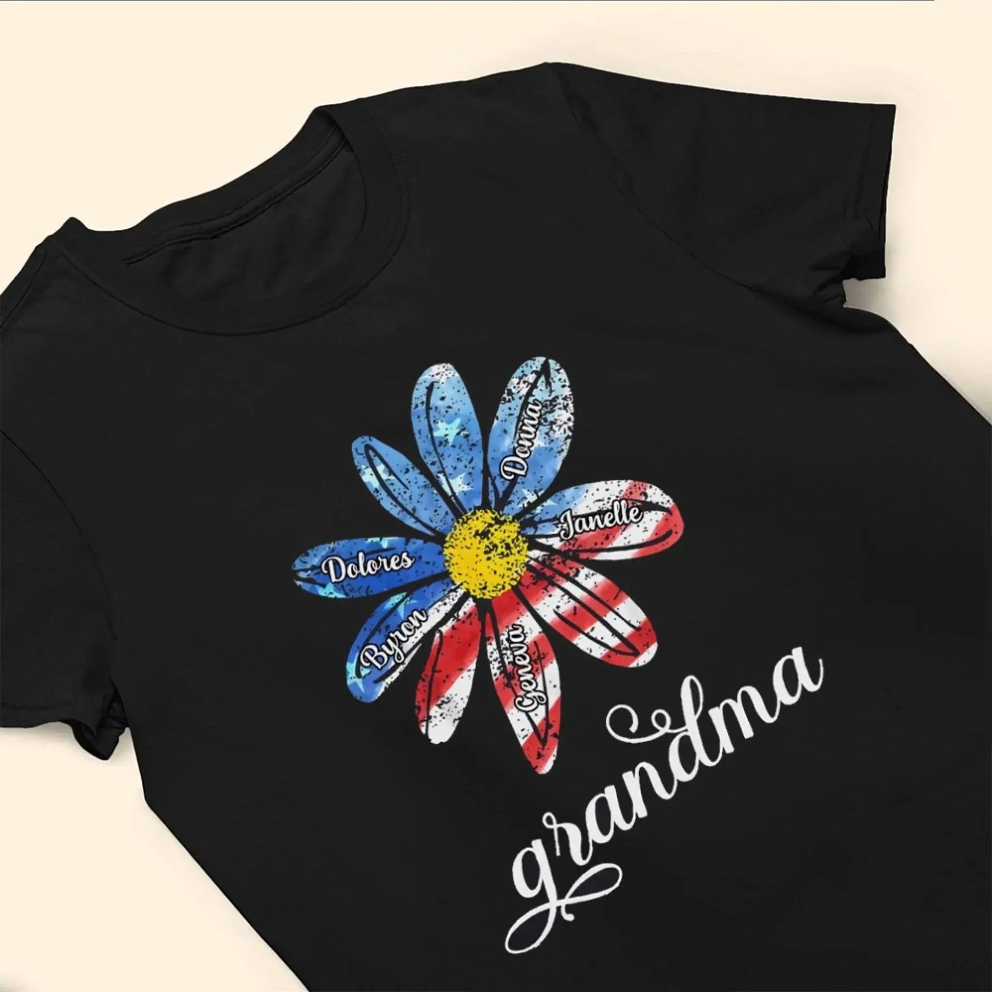 Patriotic Daisy Grandma Shirt – Custom 4th of July T-Shirt with Grandkids’ Names, Gift for Mom, Wife or Nana  Ezcustomize