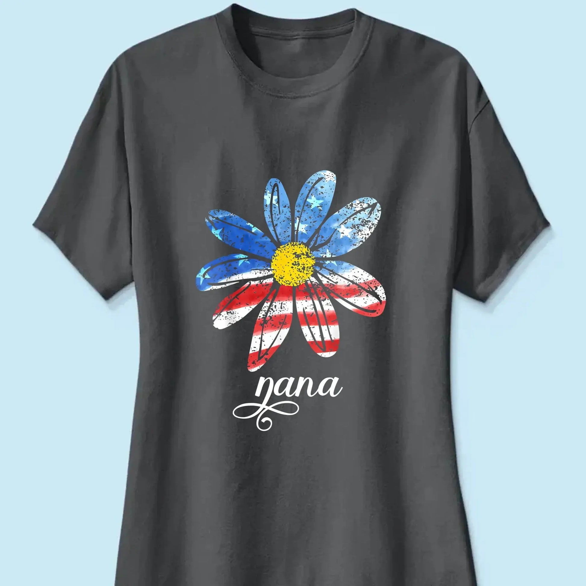 Patriotic Daisy Grandma Shirt – Custom 4th of July T-Shirt with Grandkids’ Names, Gift for Mom, Wife or Nana  Ezcustomize