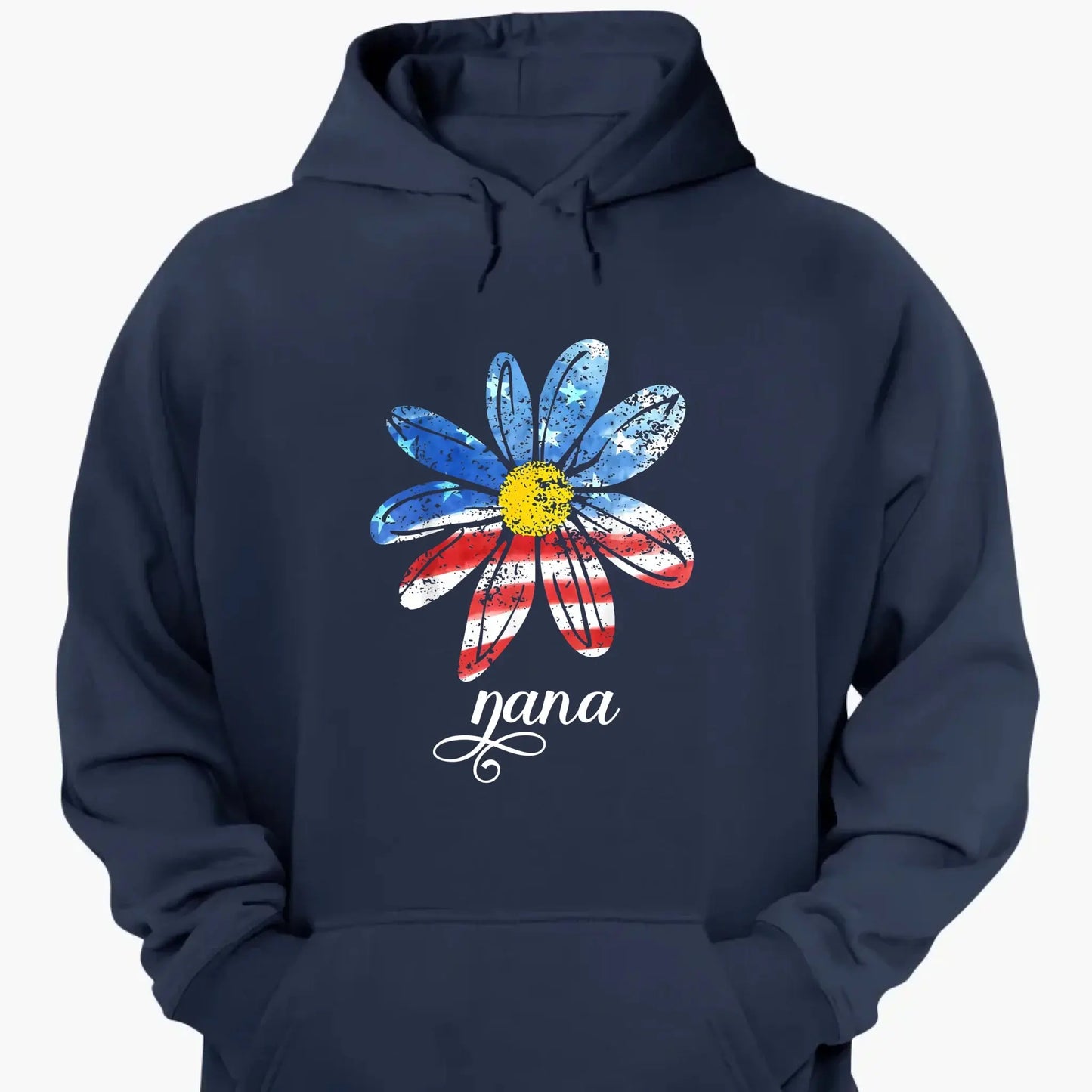 Patriotic Daisy Grandma Shirt – Custom 4th of July T-Shirt with Grandkids’ Names, Gift for Mom, Wife or Nana  Ezcustomize