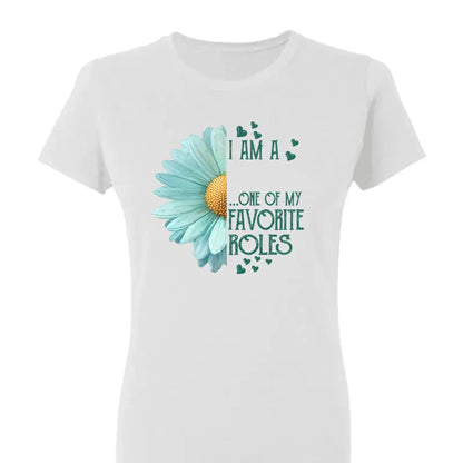 Personalized Grandma Daisy Shirt – In a World Full of Grandmas Be a Mimi Gigi Nana – Custom T-Shirt with Grandkids’ Name  Ezcustomize