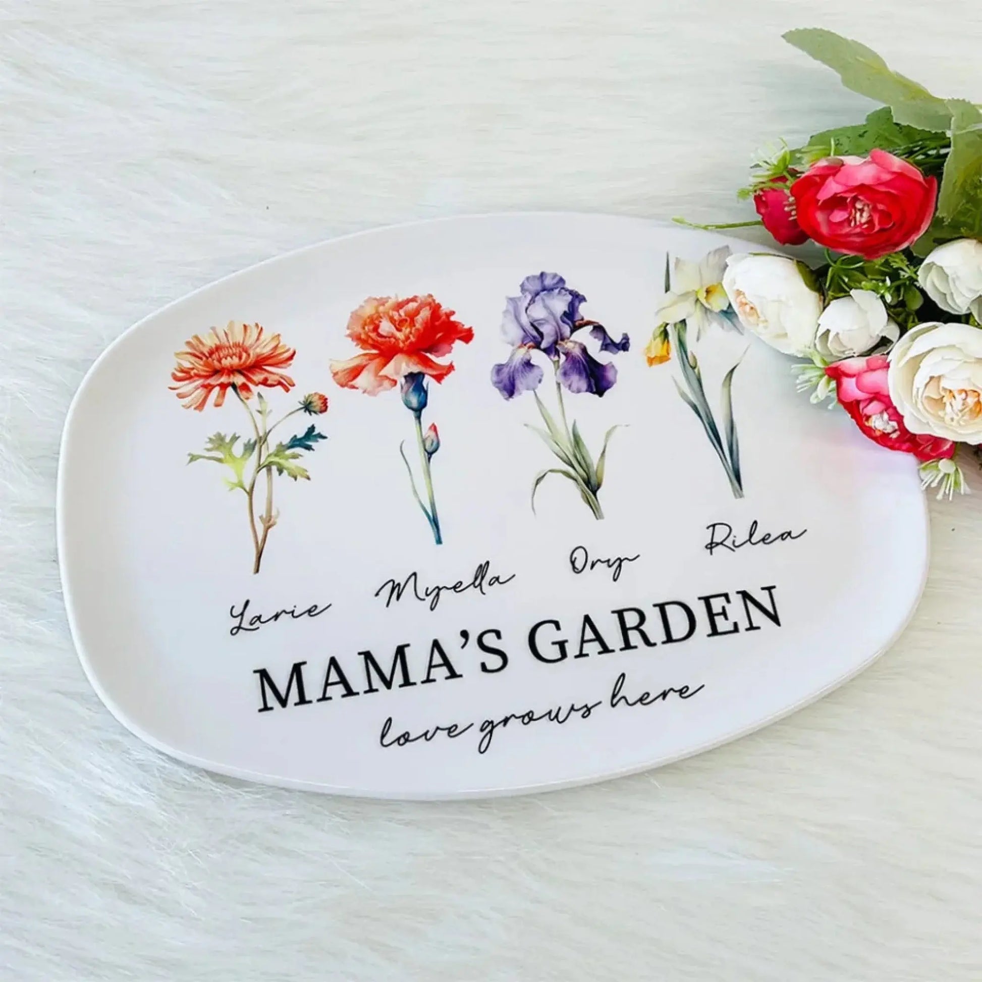 Personalized Mom's Garden Plate – Custom Birth Flower & Name Design, Unique Gift for Mom & Grandma  Ezcustomize